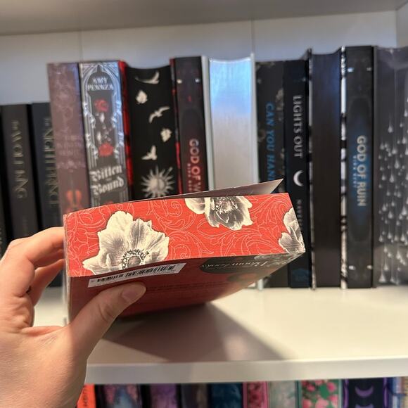 Target Exclusive Beautiful Venom By Rina Kent W/ Sprayed Edges - Picture 5 of 8